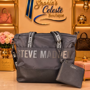 Steve Madden Color: Black